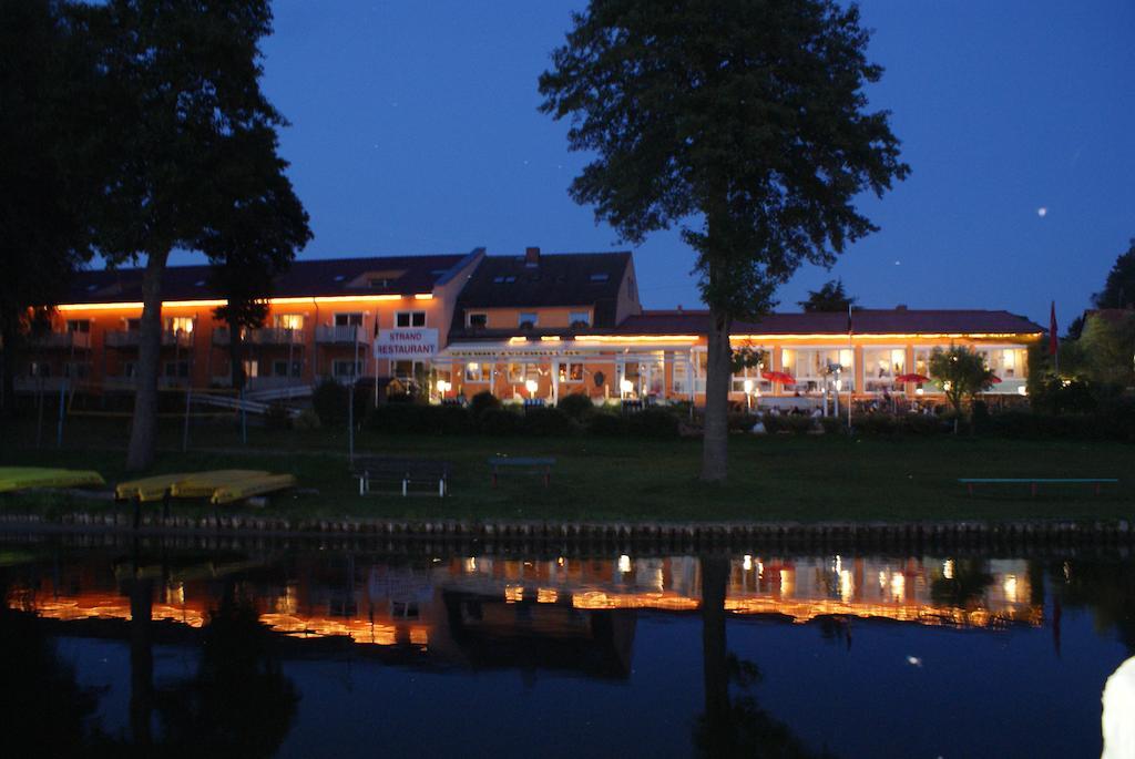 Strandhotel Mirow Buitenkant foto